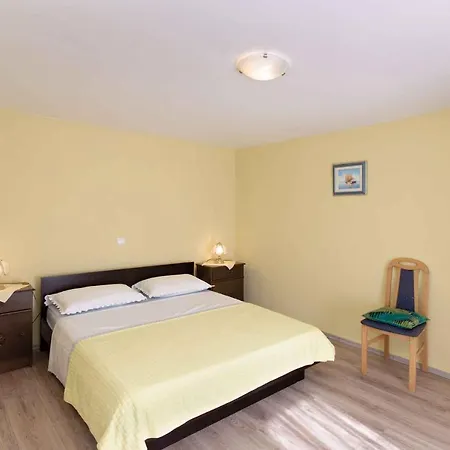 In - Insel Rab 17776 Holiday home *