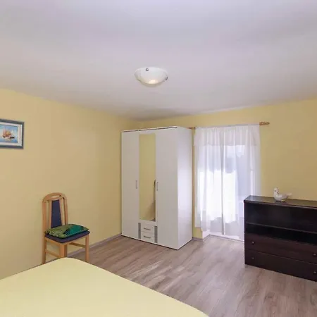 In - Insel Rab 17776 Holiday home